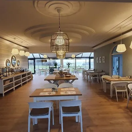 Faltom Apartament *