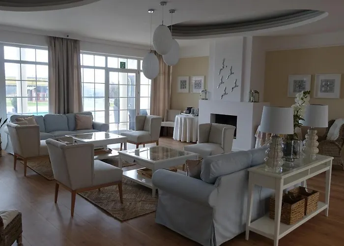 Faltom * 斯瓦热沃