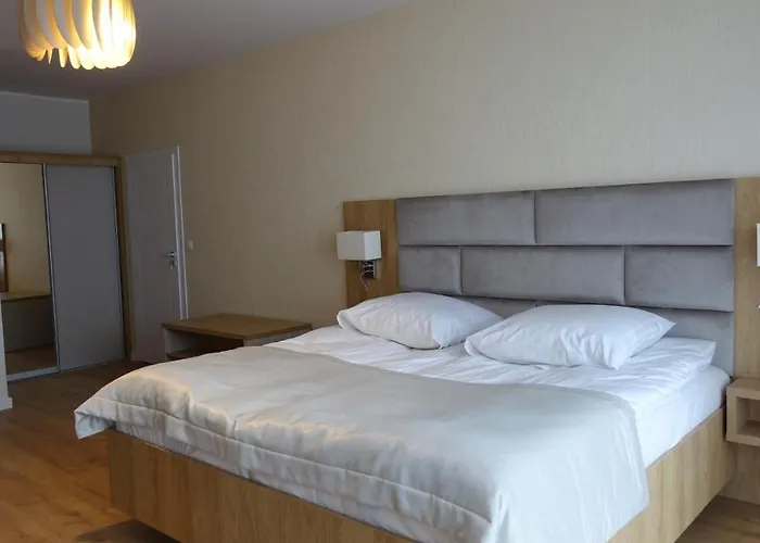 Faltom * 斯瓦热沃